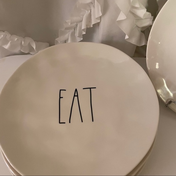 Rae Dunn”EAT” small melamine plates hard to find - Picture 2 of 4